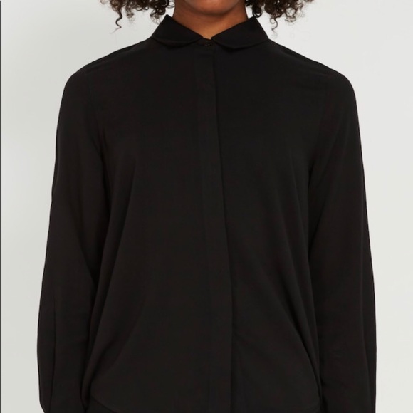 COPY - NWOT CHIC BLACK BLOUSE - Picture 2 of 5